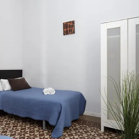 Key Plaza Universidad - Gran Via Daire *