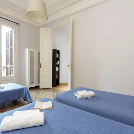Key Plaza Universidad - Gran Via Daire Barselona